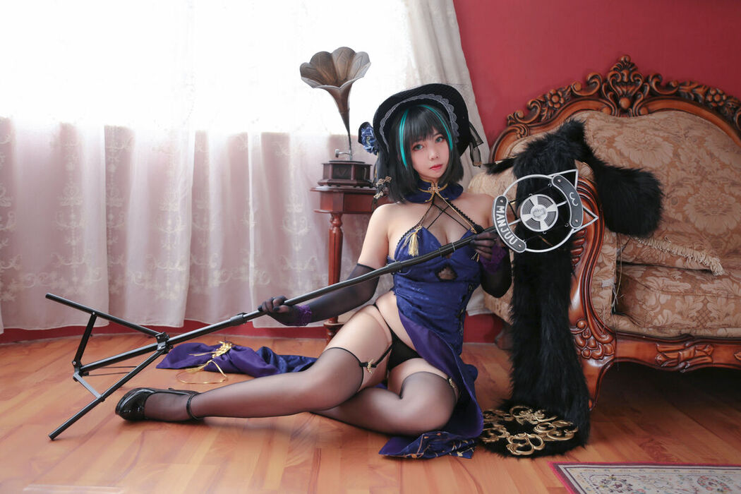 Coser@魅瞳Meroko – 魅瞳柴郡旗袍