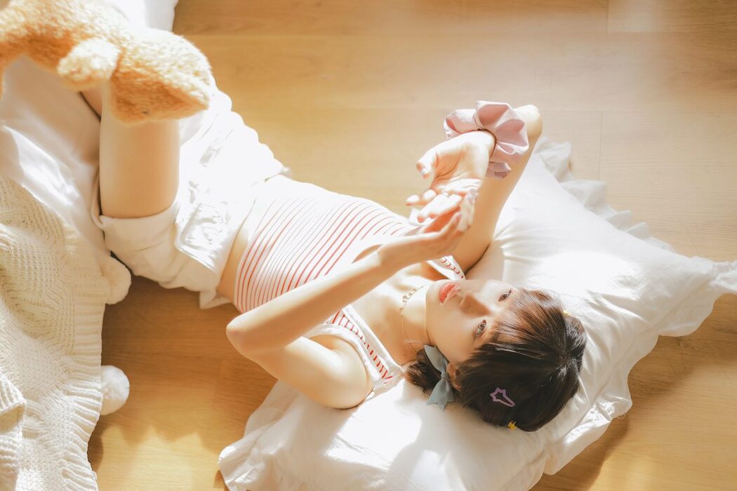 YiTuYu艺图语 Vol.4233 Li Zi Anne