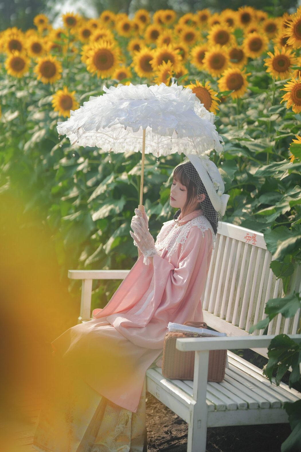 YiTuYu艺图语 Vol.4218 Tu Zi Zzz Bu Chi Hu Luo Bo