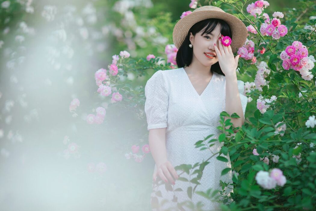 YiTuYu艺图语 Vol.4300 Dong Qin