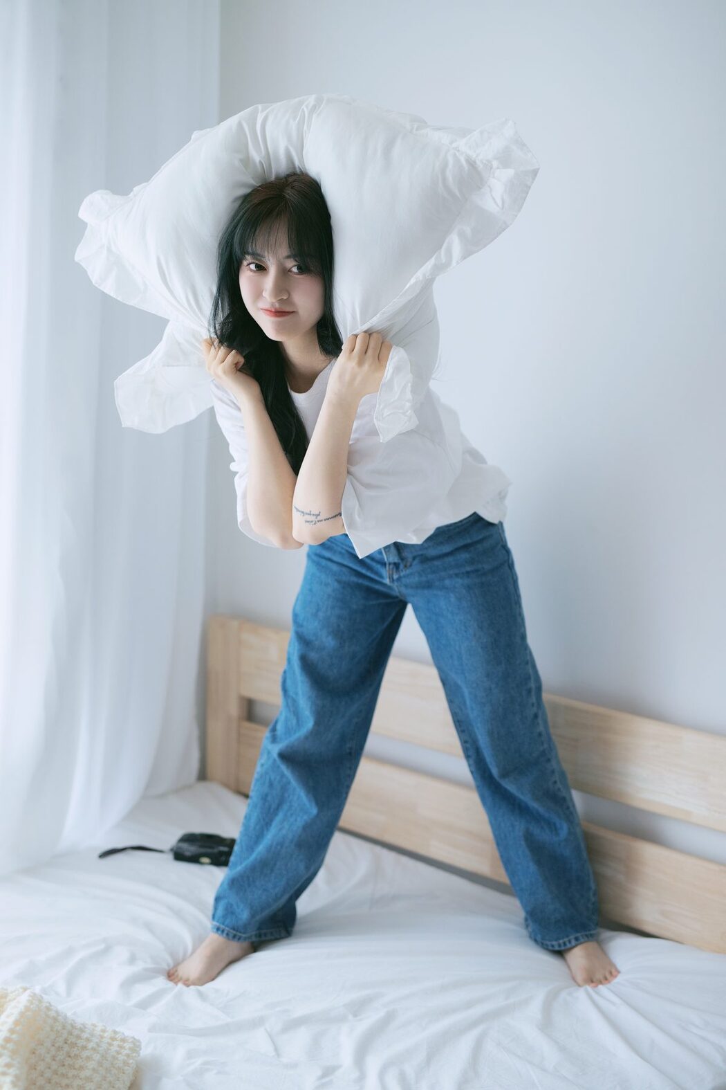 YiTuYu艺图语 Vol.4299 Yi Xuan