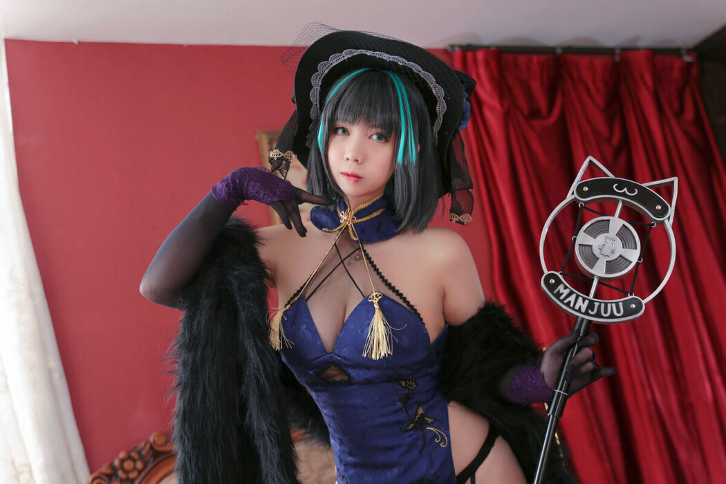 Coser@魅瞳Meroko – 魅瞳柴郡旗袍