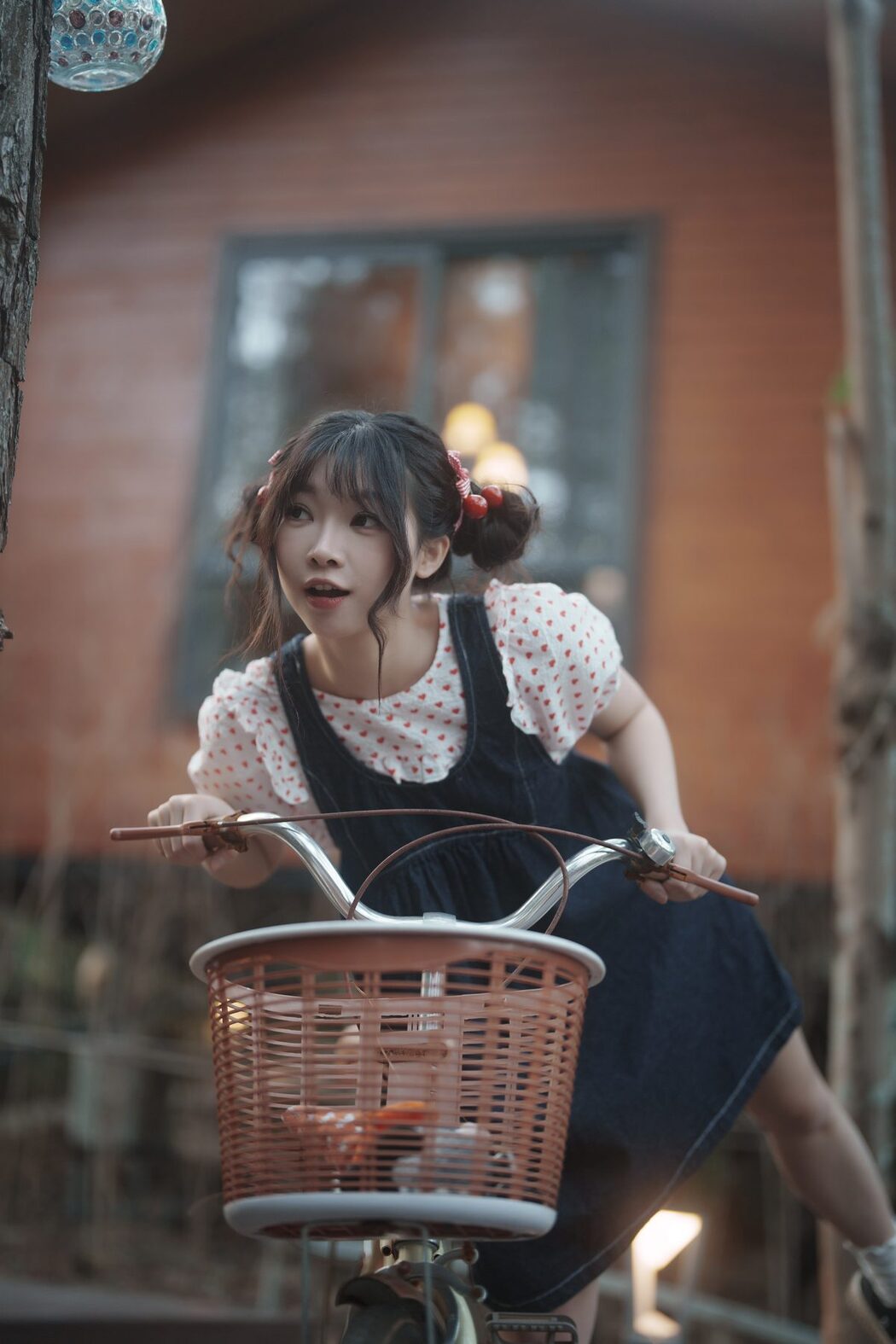 YiTuYu艺图语 Vol.4225 Qi Qi