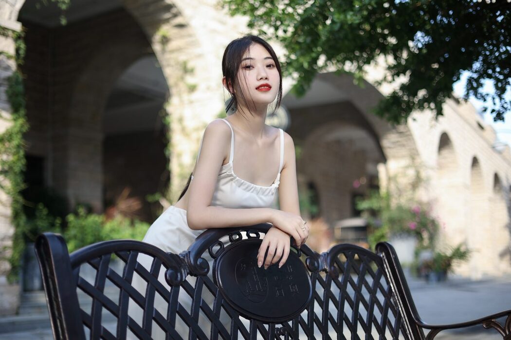 YiTuYu艺图语 Vol.4239 Xin Chen