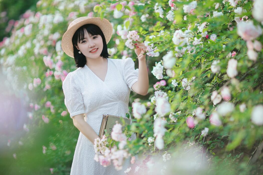 YiTuYu艺图语 Vol.4300 Dong Qin