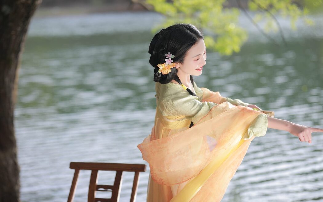 YiTuYu艺图语 Vol.4283 Yu Jin