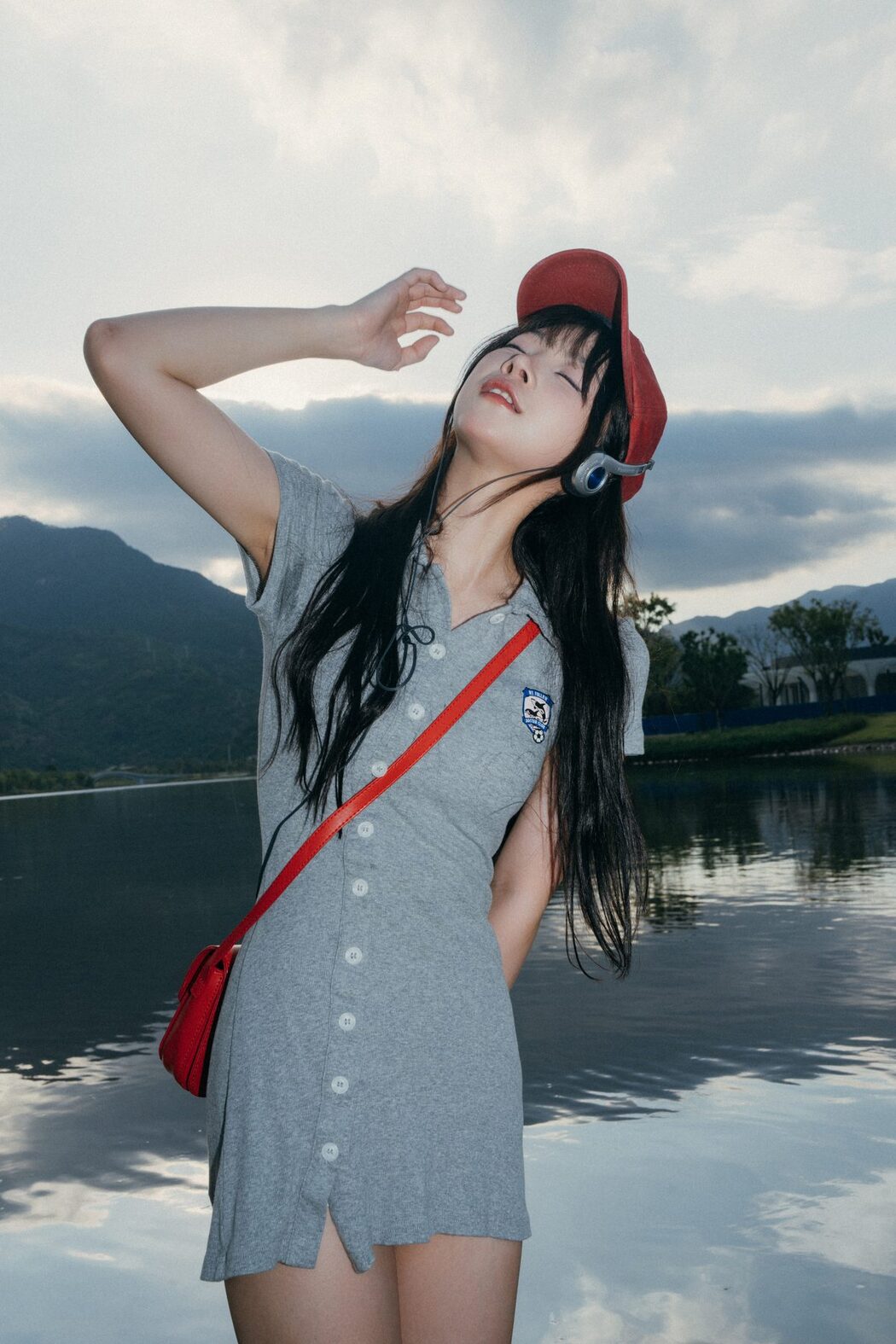 YiTuYu艺图语 Vol.4217 Qi Qi