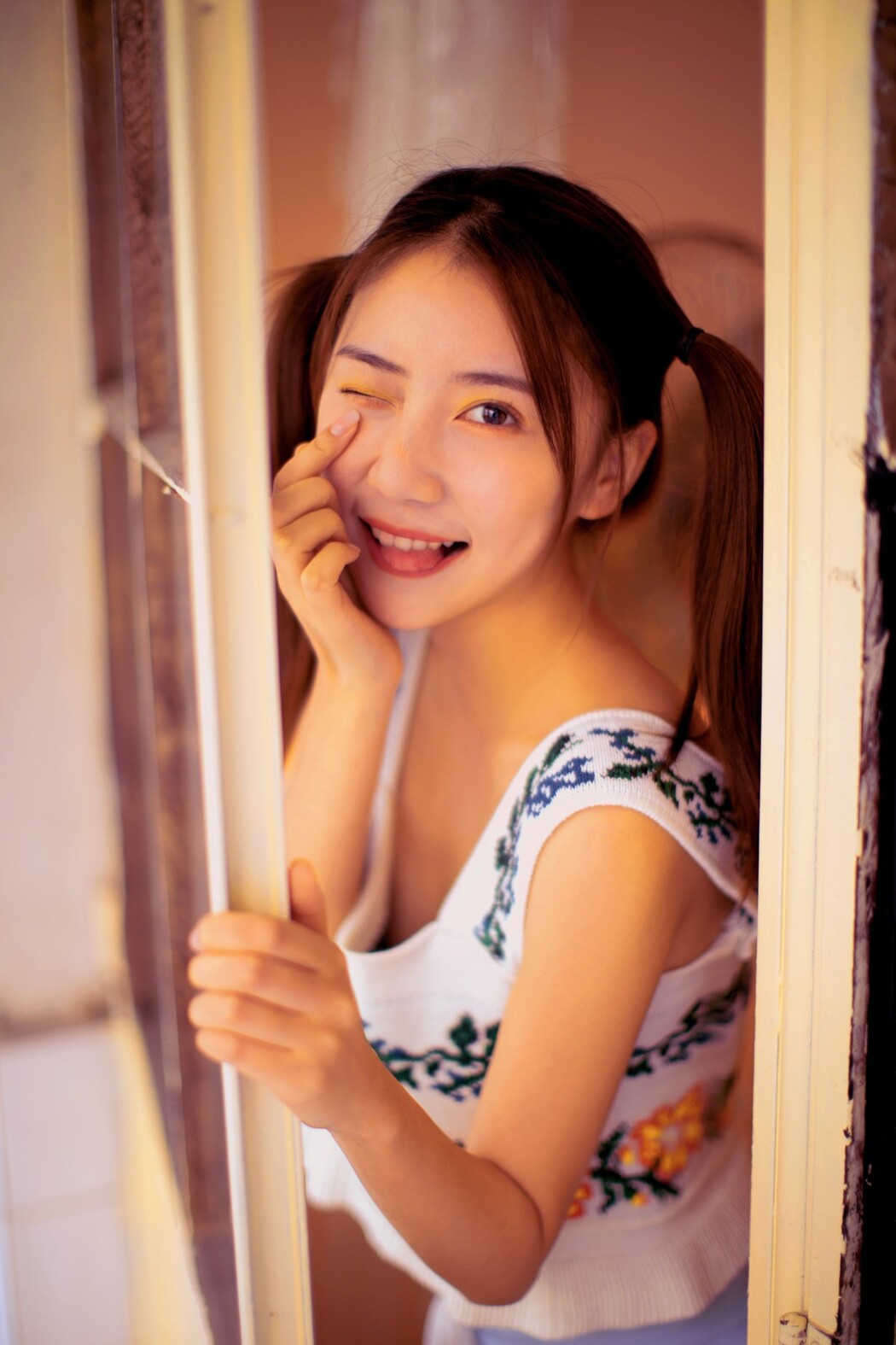 YiTuYu艺图语 Vol.429 Lou Lou