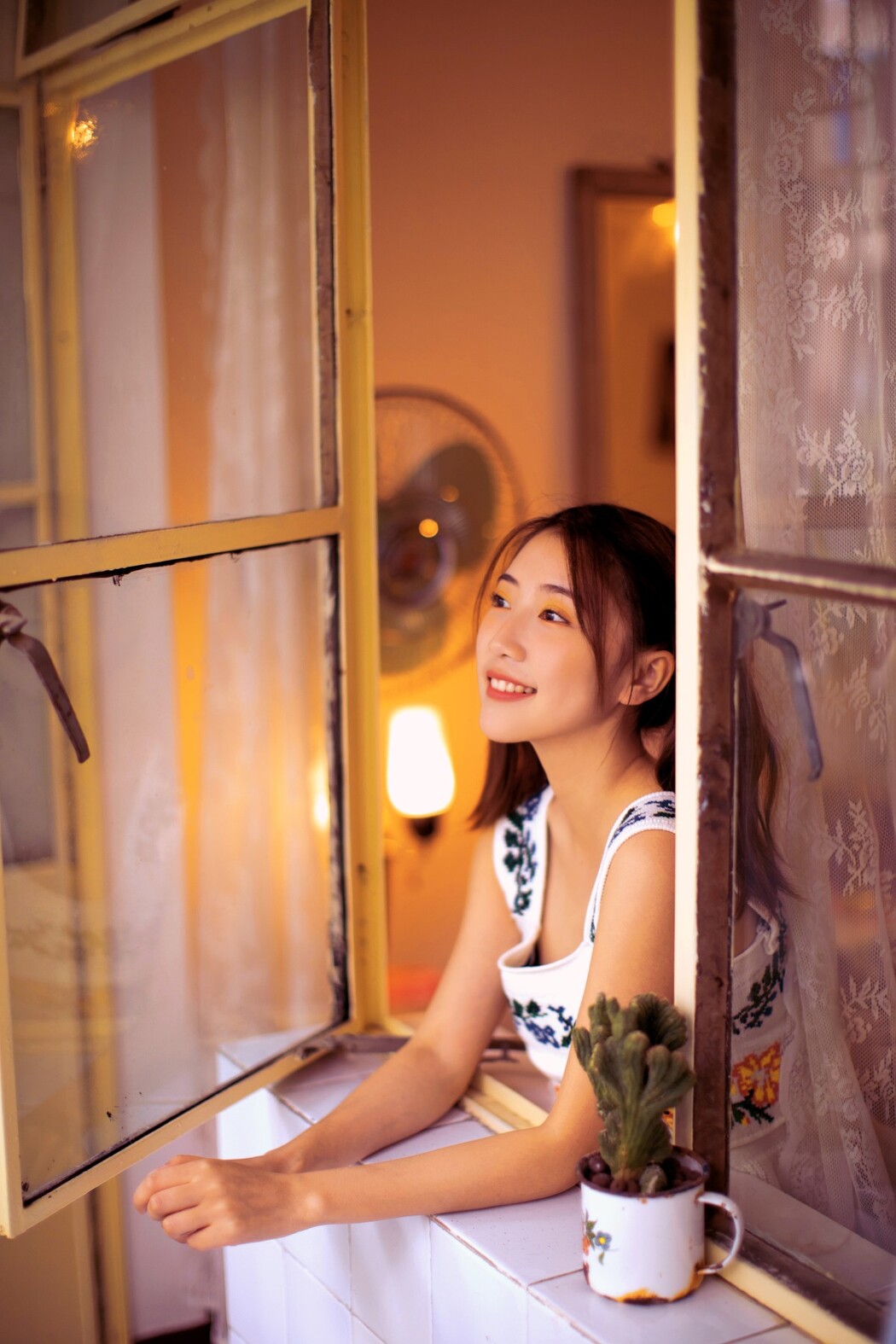 YiTuYu艺图语 Vol.429 Lou Lou
