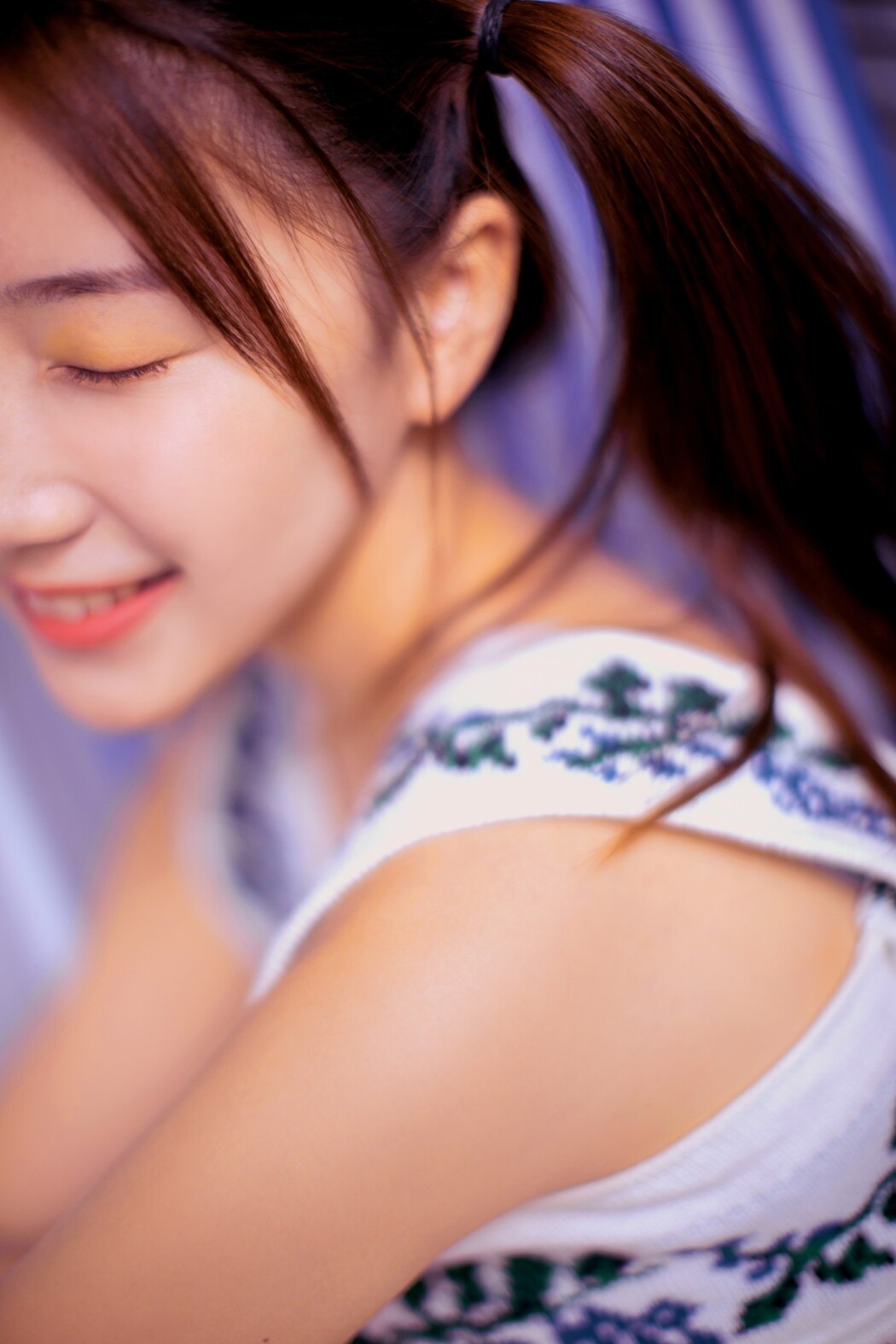 YiTuYu艺图语 Vol.429 Lou Lou