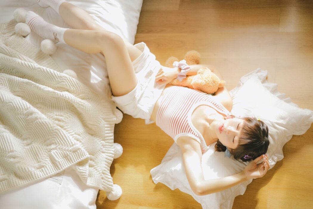 YiTuYu艺图语 Vol.4233 Li Zi Anne