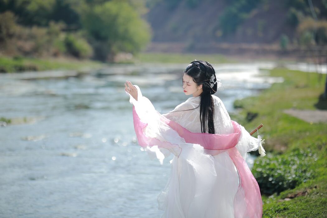 YiTuYu艺图语 Vol.4298 Wu Sui