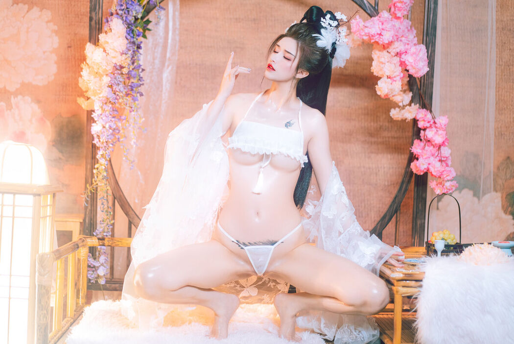Coser@鹿八岁 – 幽梦清韵