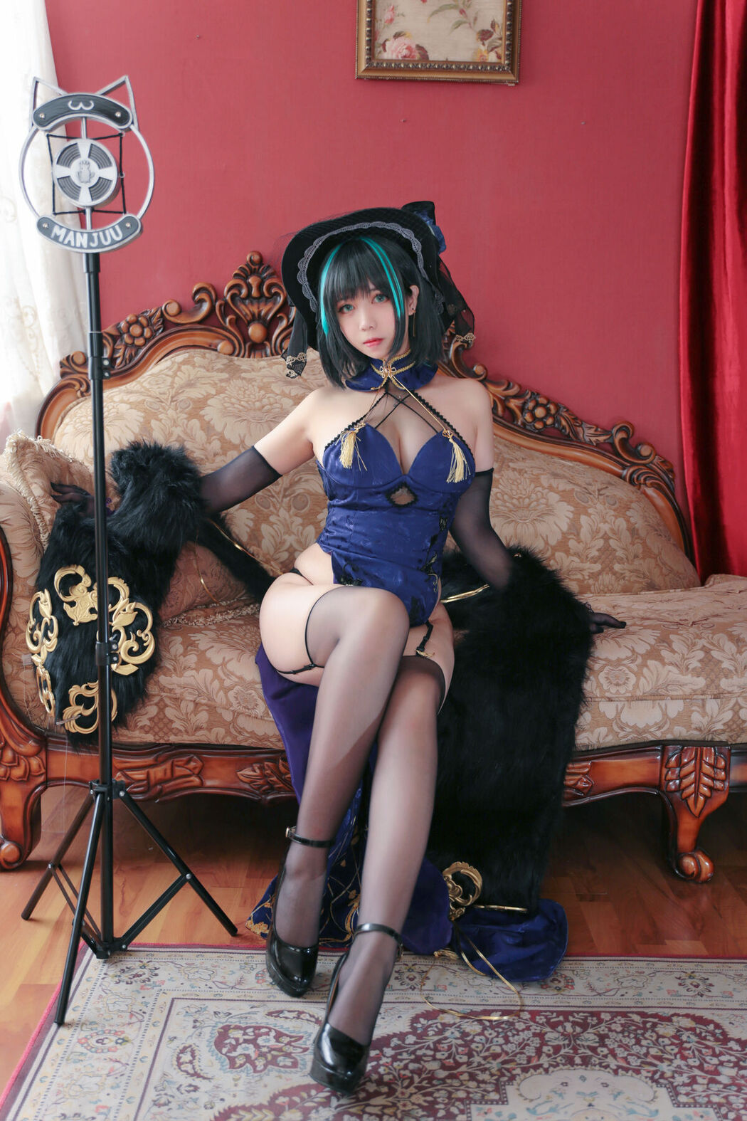 Coser@魅瞳Meroko – 魅瞳柴郡旗袍