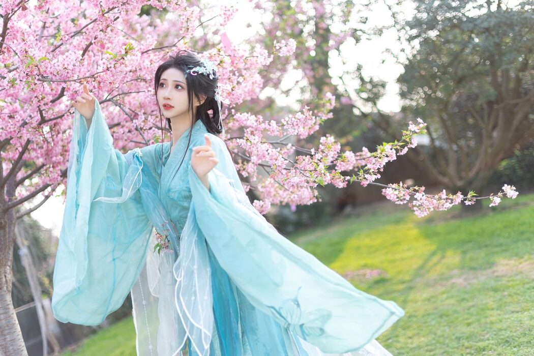 YiTuYu艺图语 Vol.4212 Qi Luo Sheng De Xiao Su Su