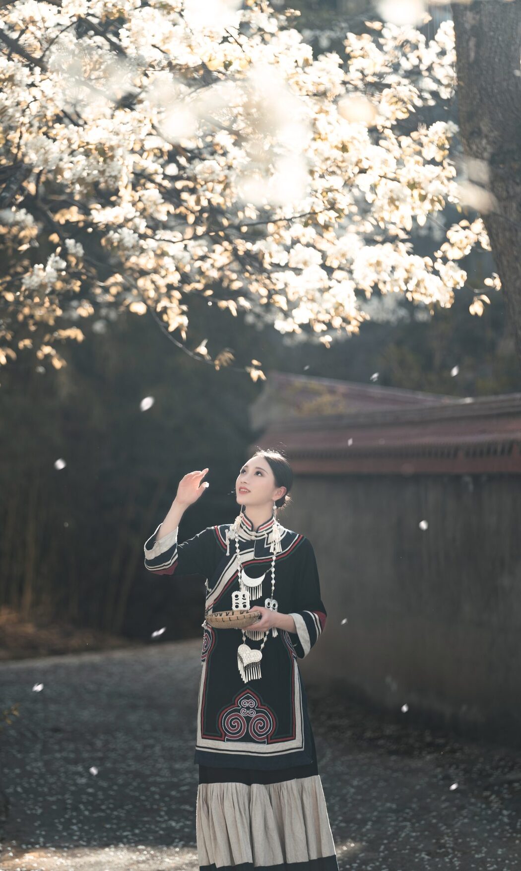 YiTuYu艺图语 Vol.4201 Wei Wei