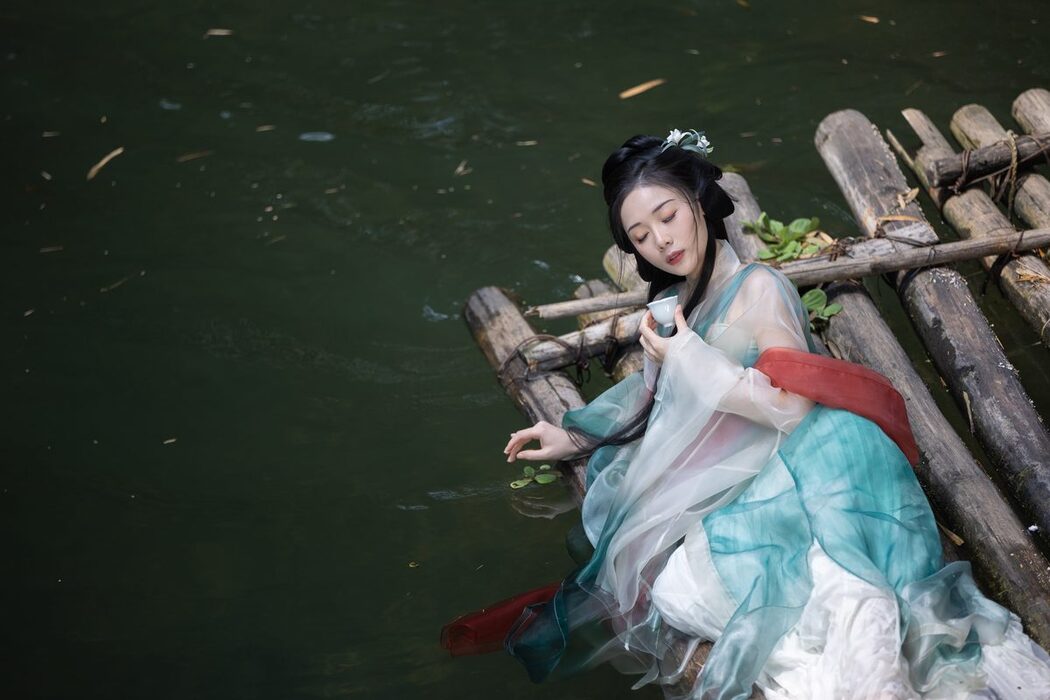 YiTuYu艺图语 Vol.4198 Shu Ying