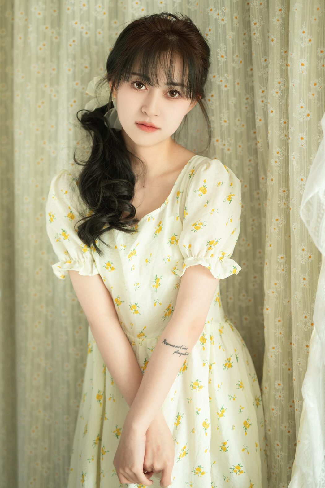 YiTuYu艺图语 Vol.4281 Yi Xuan