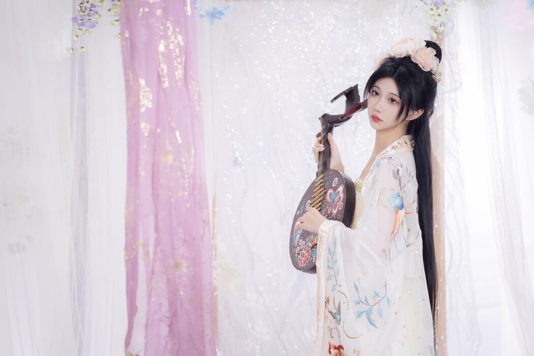YiTuYu艺图语 Vol.4203 Qi Luo Sheng De Xiao Su Su