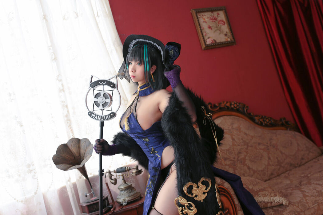 Coser@魅瞳Meroko – 魅瞳柴郡旗袍