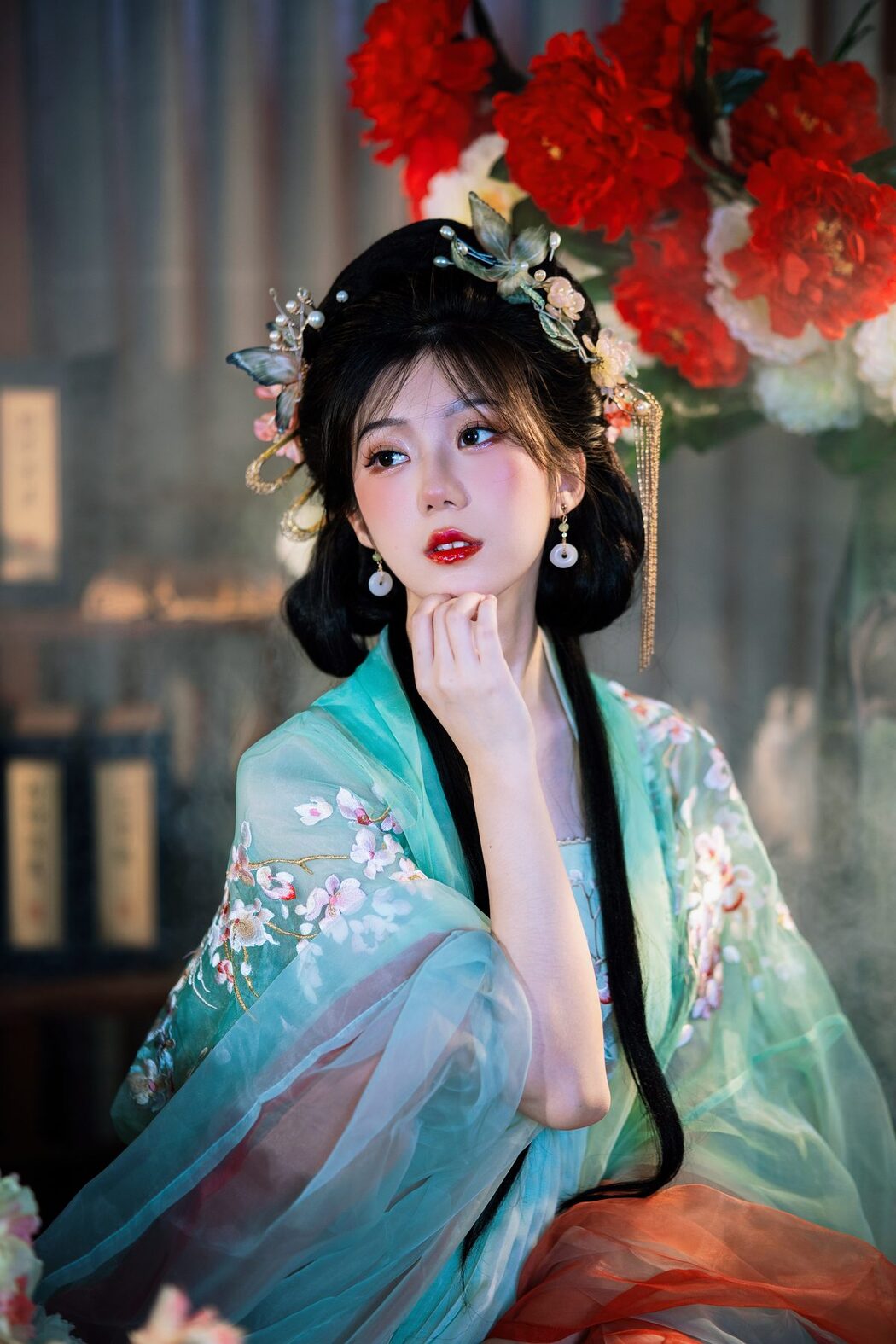 YiTuYu艺图语 Vol.4352 Jiang Ji Yu