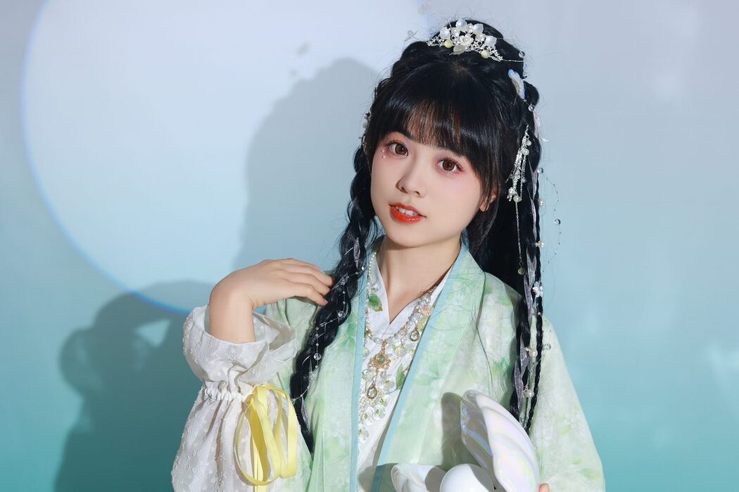 YiTuYu艺图语 Vol.4360 Yi Zhi Nuan Nuan