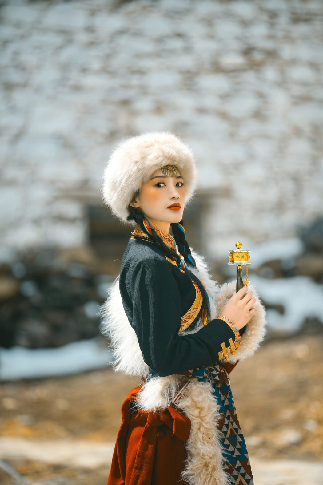 YiTuYu艺图语 Vol.4337 Wei Wei