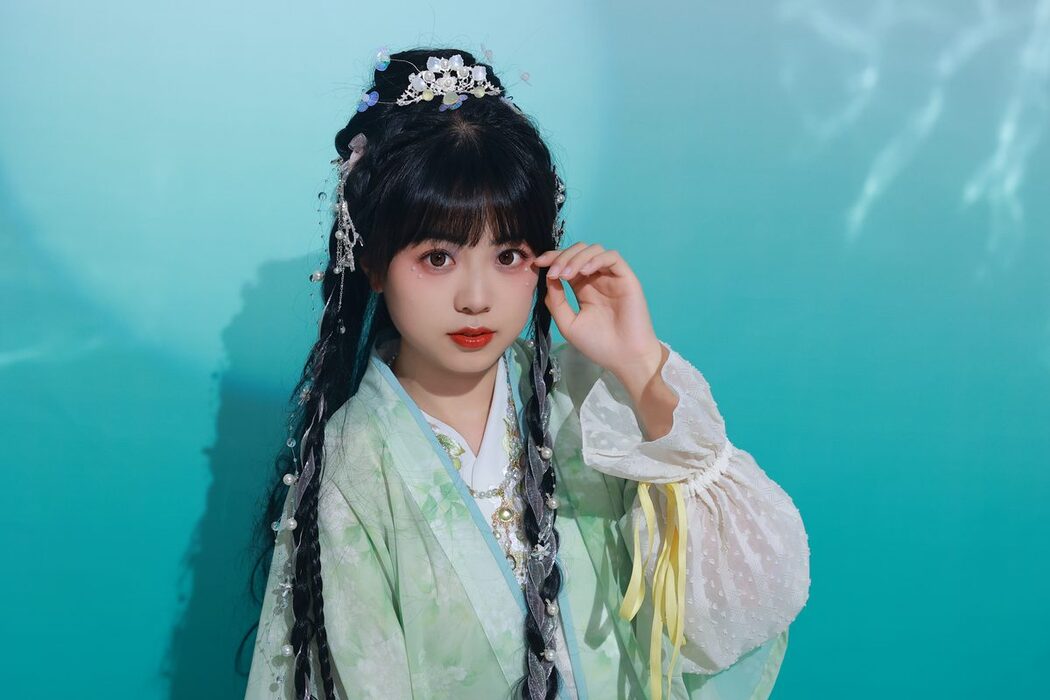 YiTuYu艺图语 Vol.4360 Yi Zhi Nuan Nuan