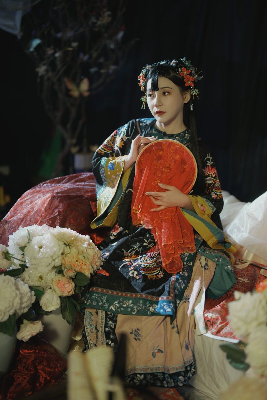 YiTuYu艺图语 Vol.4336 Luo La