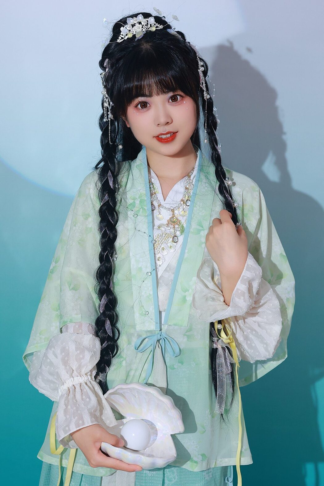 YiTuYu艺图语 Vol.4360 Yi Zhi Nuan Nuan Cover Photo