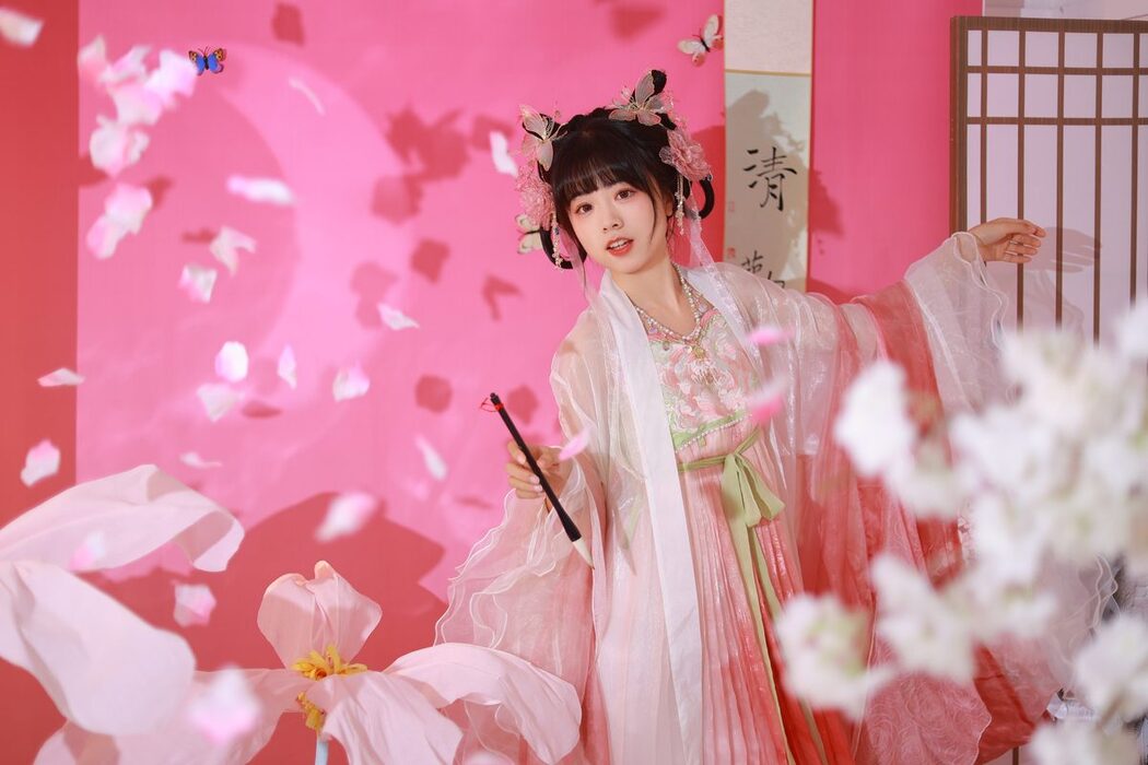 YiTuYu艺图语 Vol.4312 Yi Zhi Nuan Nuan