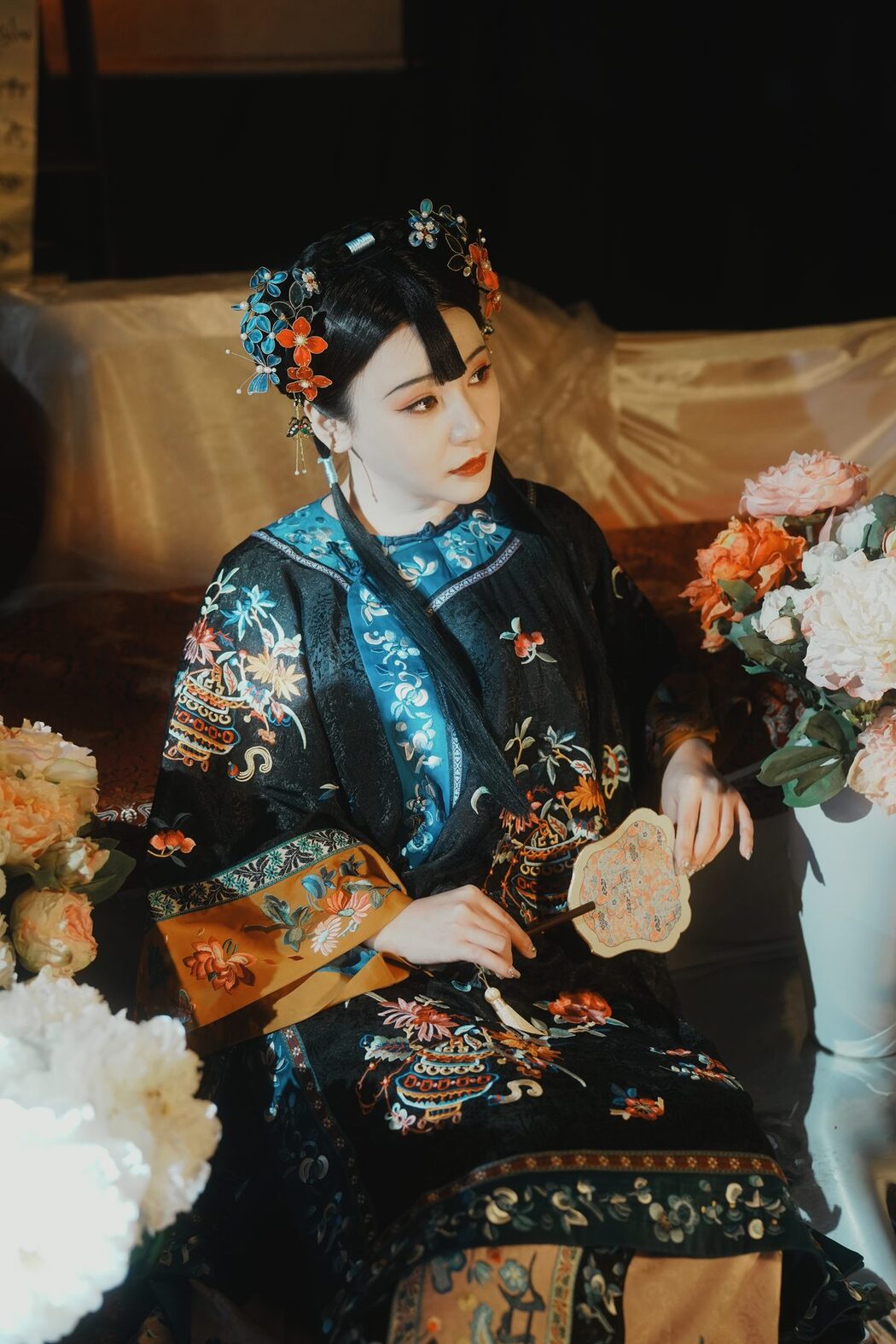 YiTuYu艺图语 Vol.4336 Luo La