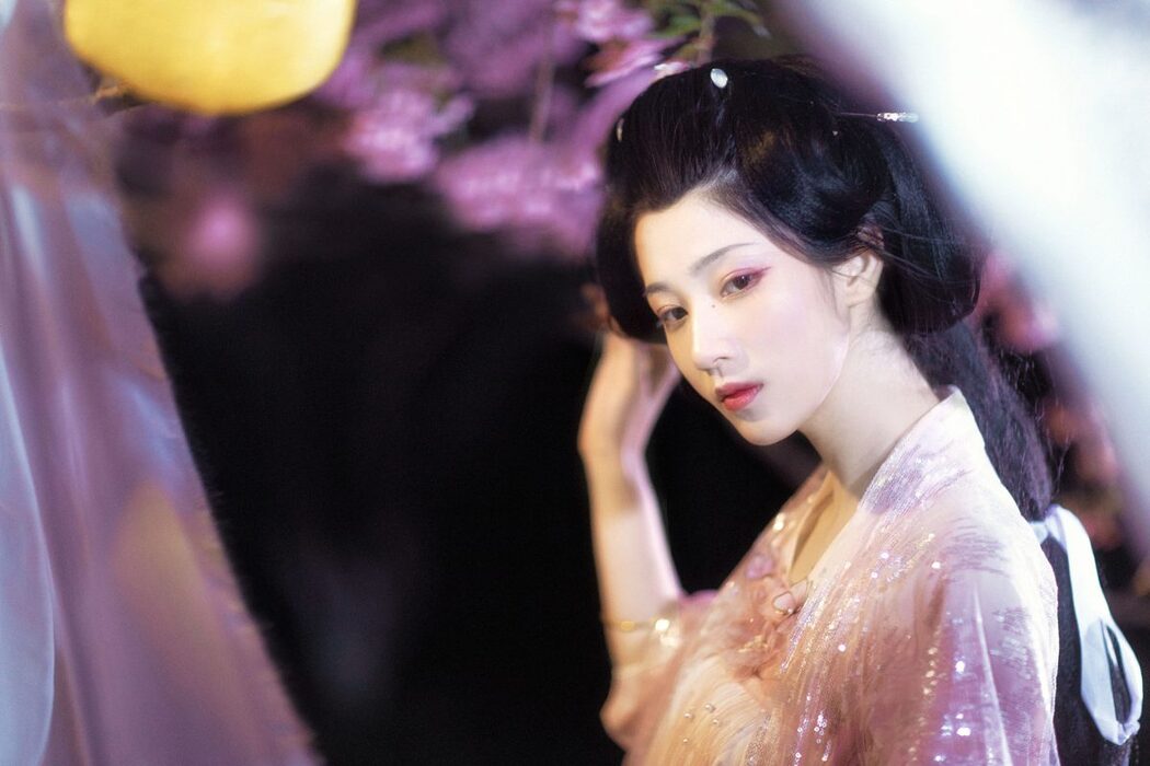 YiTuYu艺图语 Vol.4366 Lao Qu De Nan Shu
