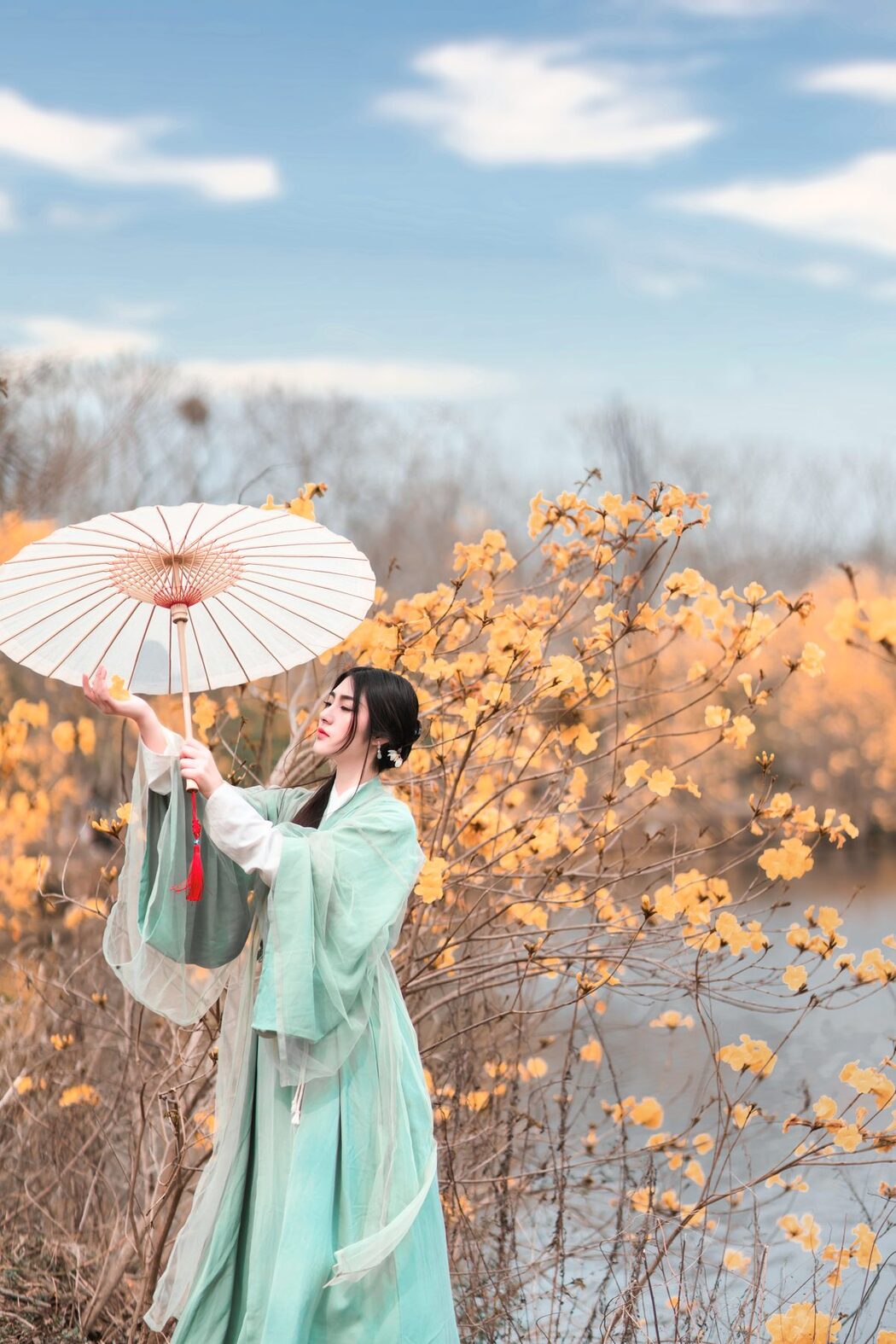 YiTuYu艺图语 Vol.4324 Qin Ko