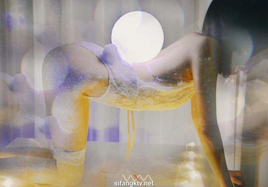 ZERO And WXM And IES And Ai Xi 艾昔 – 极品粉木耳福利姬尺度写真四套集合 Part1