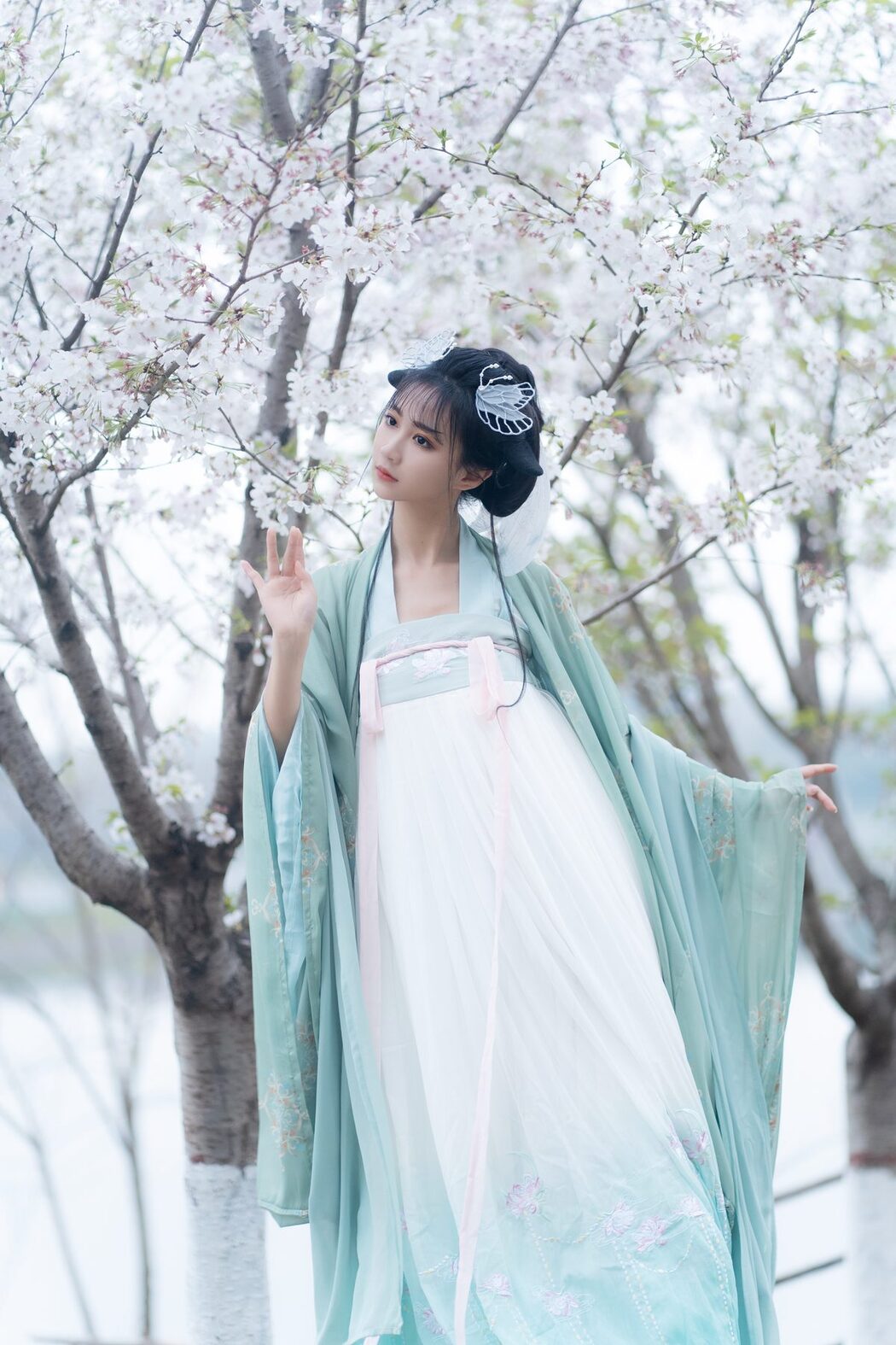YiTuYu艺图语 Vol.4342 Qi Luo Sheng De Xiao Su Su