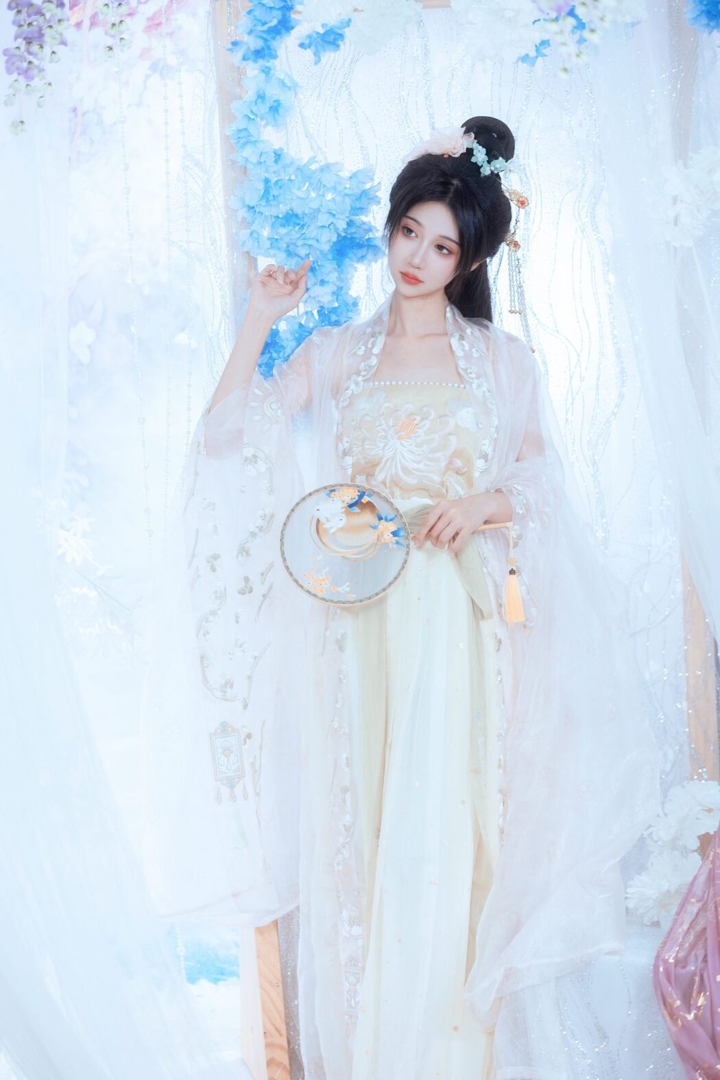YiTuYu艺图语 Vol.4320 Qi Luo Sheng De Xiao Su Su
