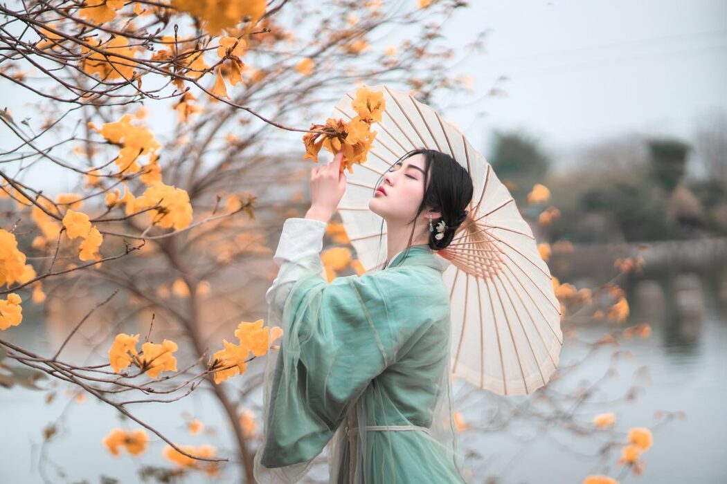 YiTuYu艺图语 Vol.4324 Qin Ko