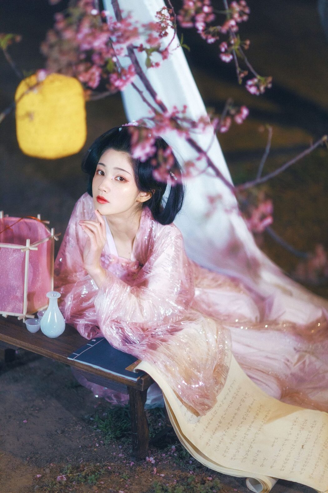 YiTuYu艺图语 Vol.4366 Lao Qu De Nan Shu