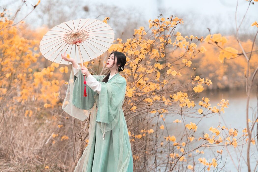 YiTuYu艺图语 Vol.4324 Qin Ko