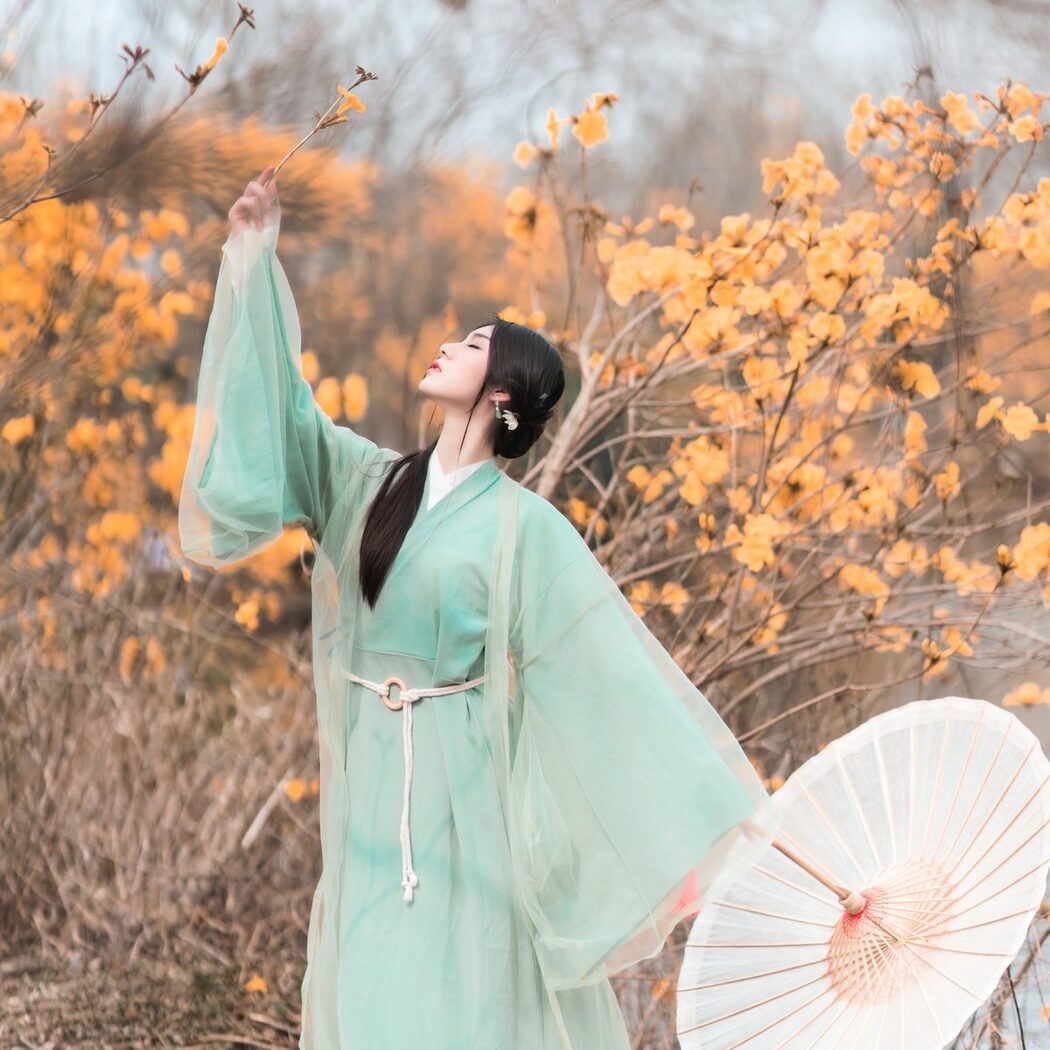 YiTuYu艺图语 Vol.4324 Qin Ko