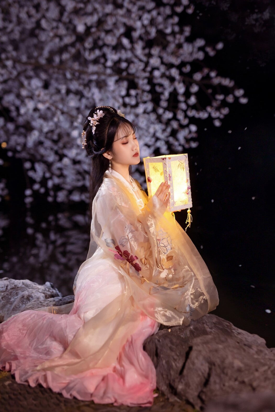 YiTuYu艺图语 Vol.443 Shen Shang