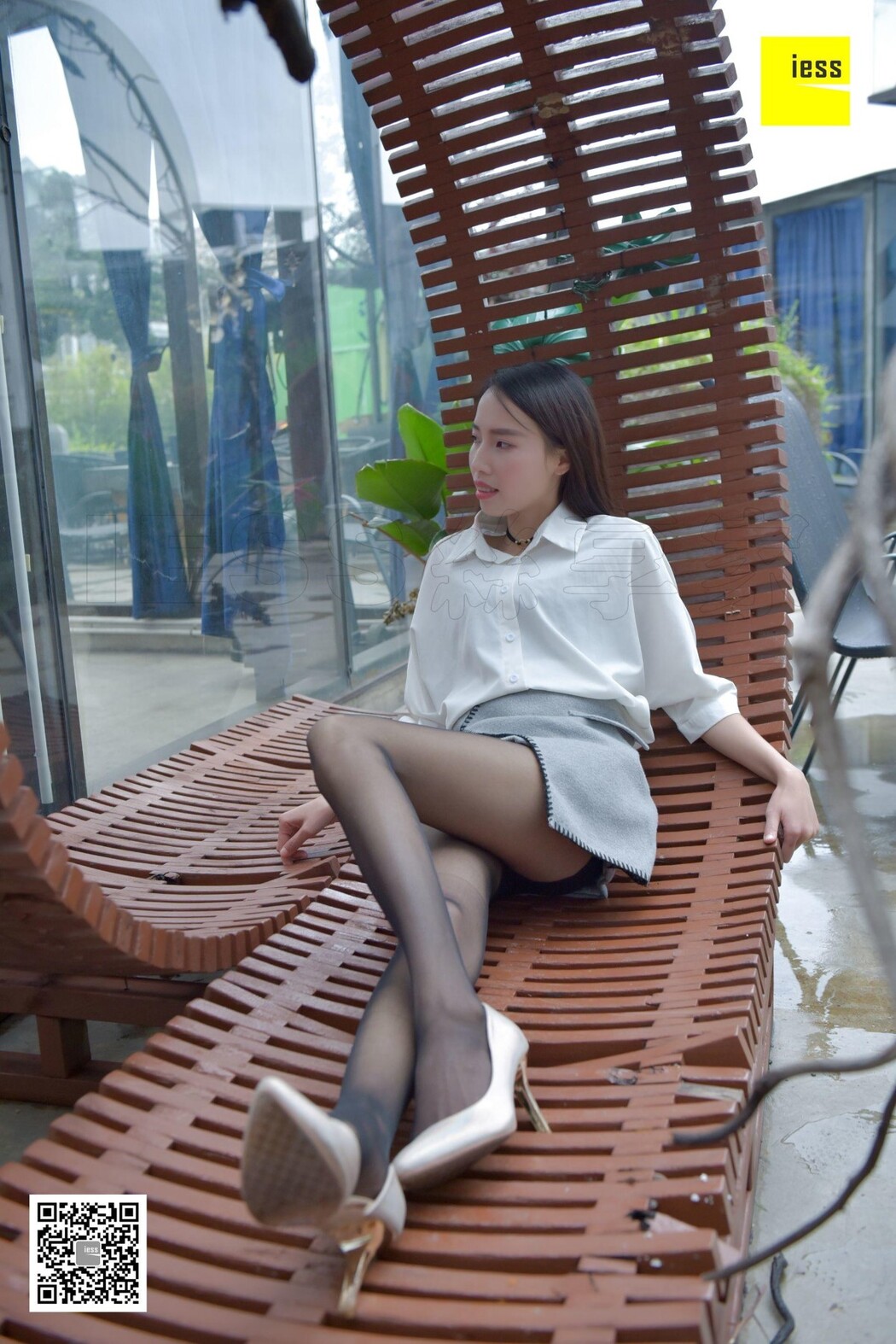 IESS异思趣向 SXJ.160 Yong Ying