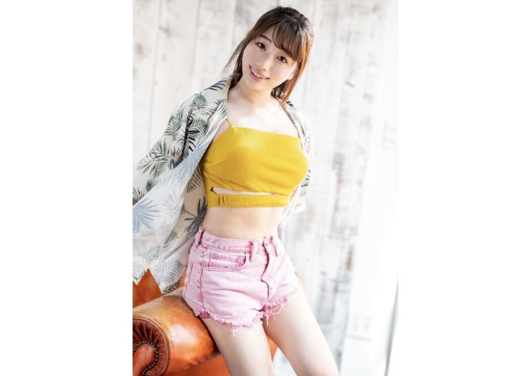 JP Yui Kato 加藤結衣 – Perky