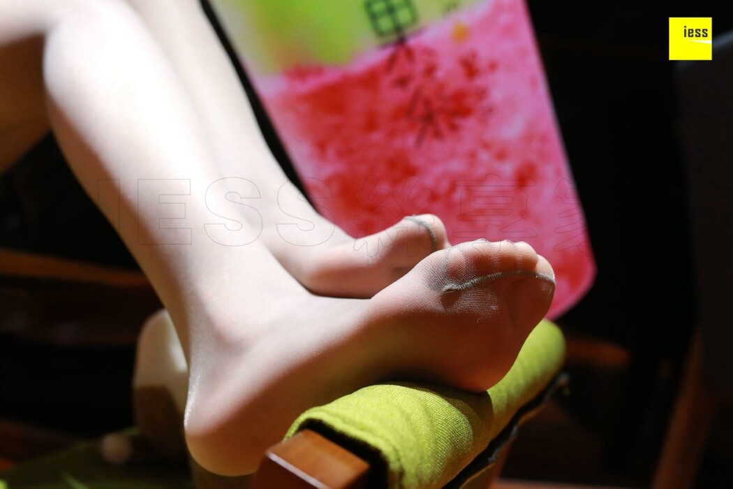 IESS异思趣向 SXJ.184 Qi Qi