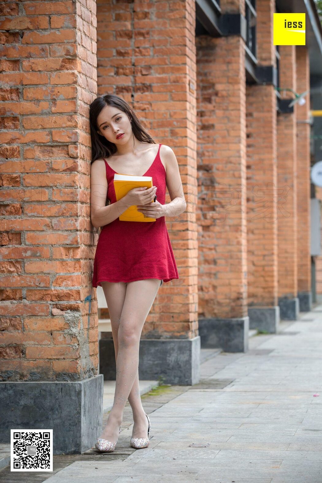 IESS异思趣向 SXJ.242 Xiao Yu
