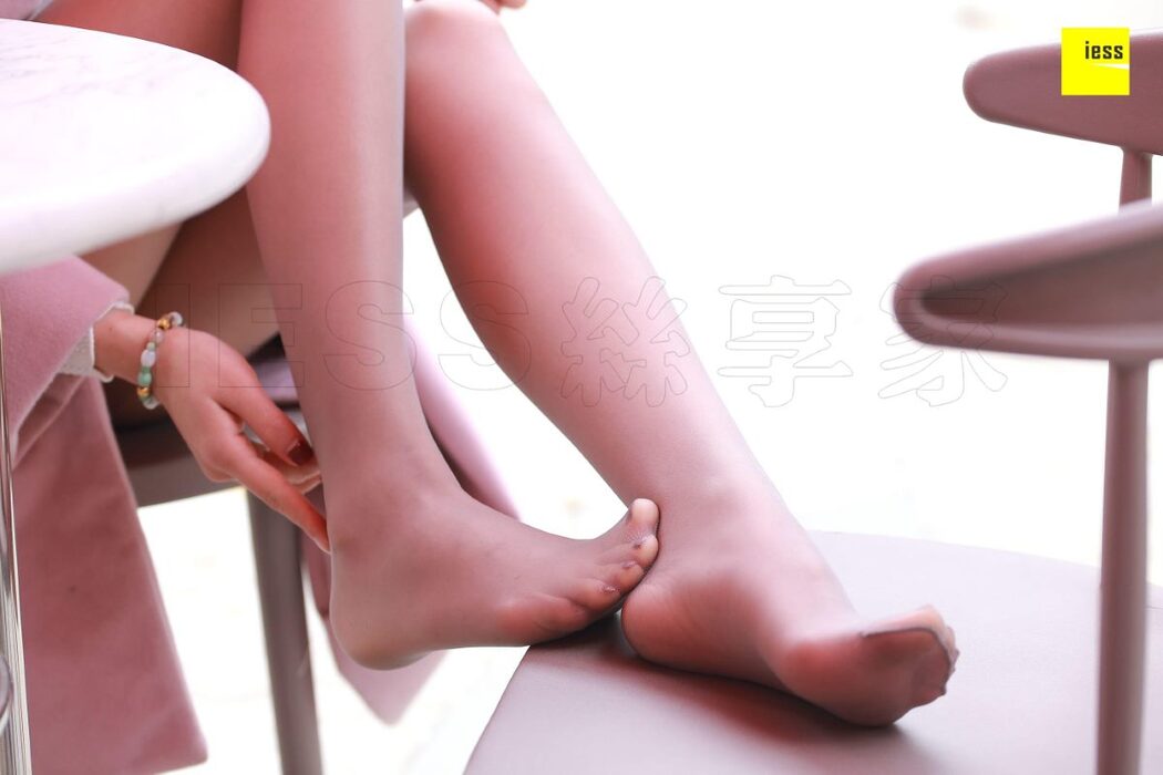 IESS异思趣向 SXJ.205 Qi Qi