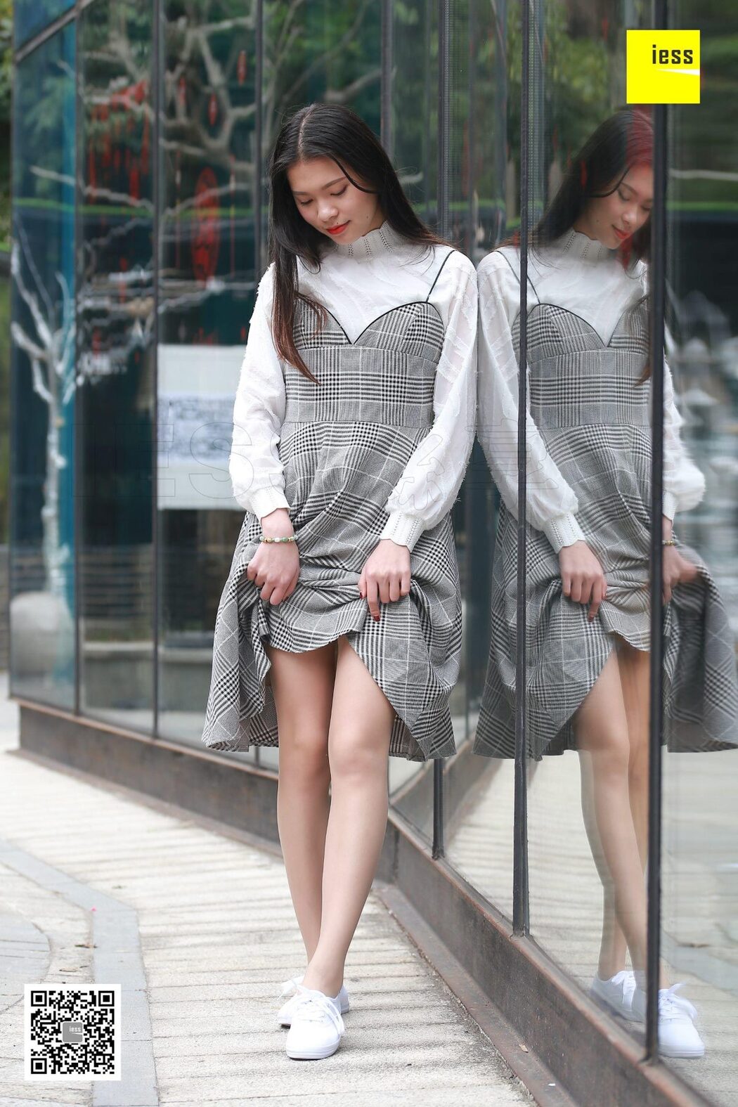 IESS异思趣向 SXJ.264 Qi Qi