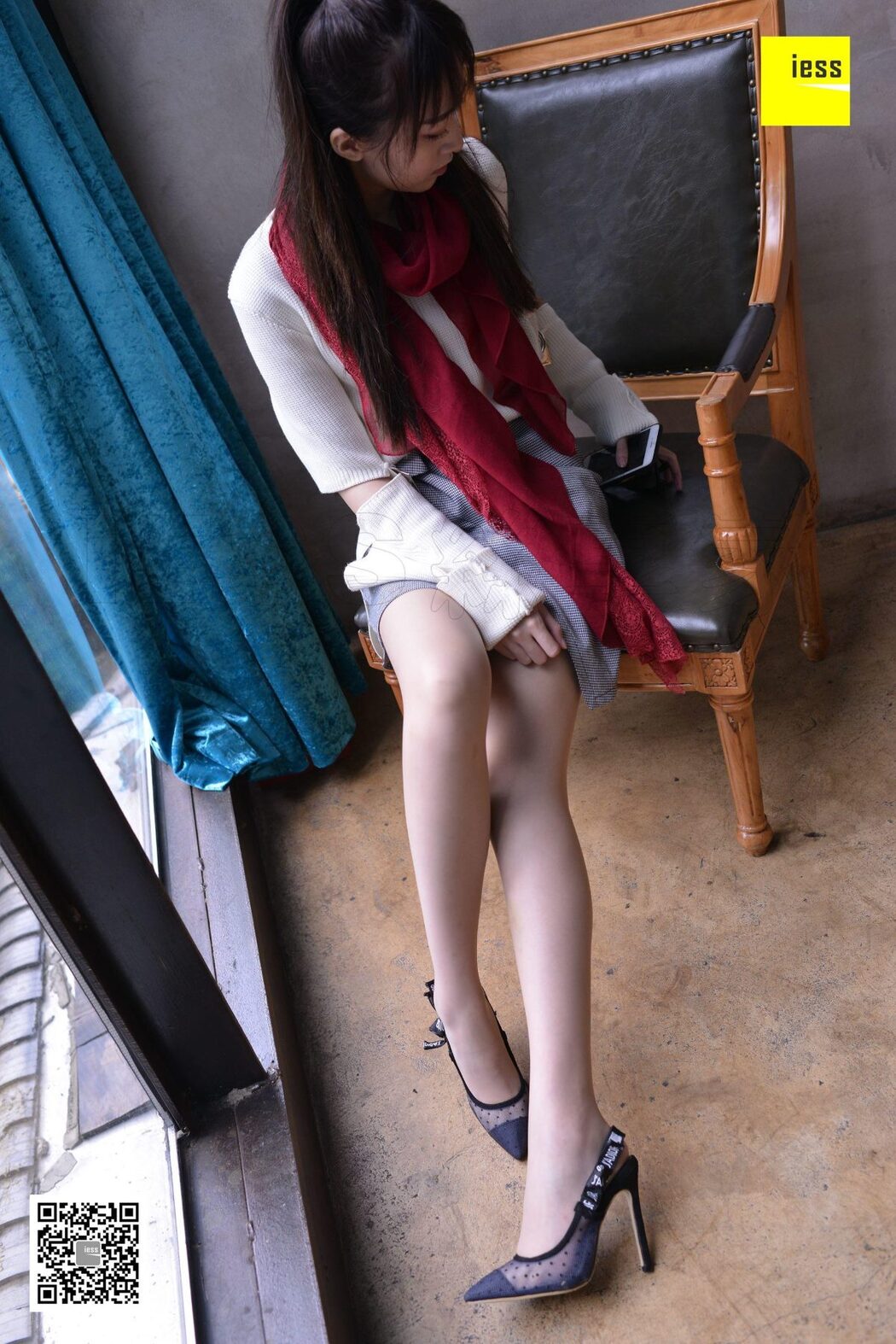 IESS异思趣向 SXJ.252 Zi Zi