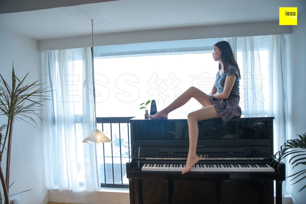 IESS异思趣向 SXJ.279 Qi Qi